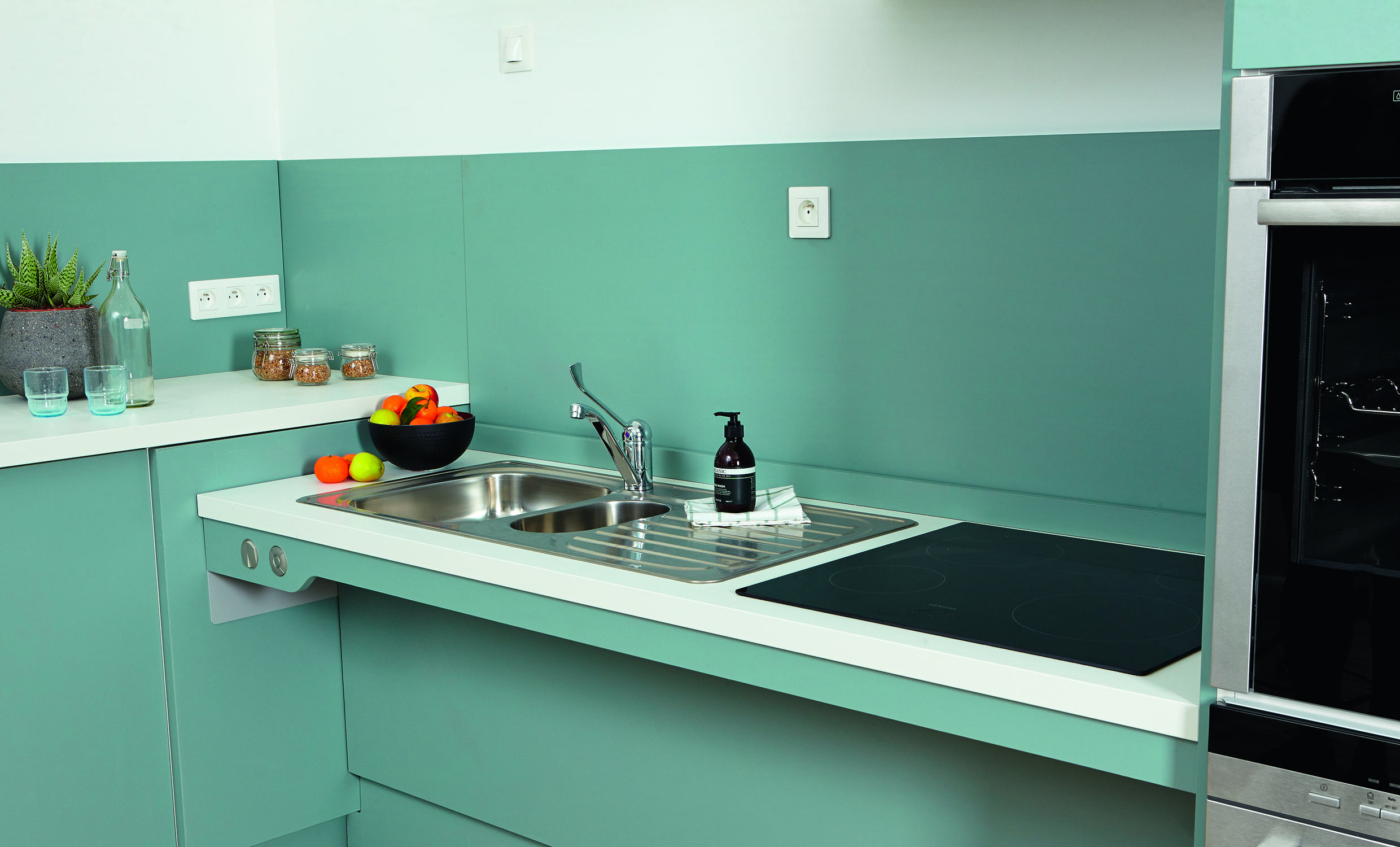 Habile ; Aménagement logement ; réhabilitation habitat ; adaptation maison ; adaptation salle de bain ; salle de bain pmr ; salle de bain handicapé ; salle de bain senior ; monte escalier ; ascenseur ; équipement salle de bain pmr ; equipement maison senior ; sécurité maison senior ; salle de bain pour invalide