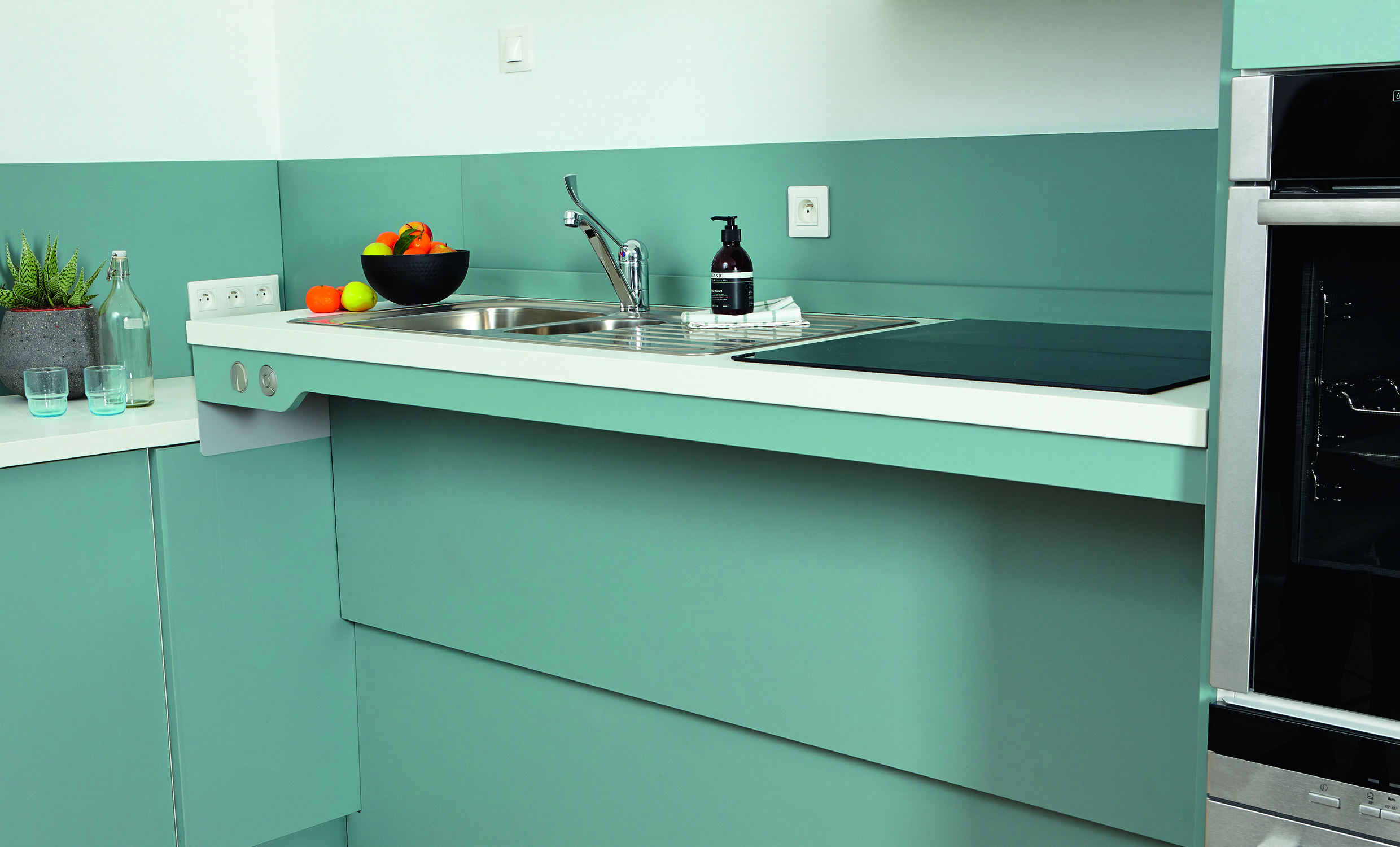 Habile ; Aménagement logement ; réhabilitation habitat ; adaptation maison ; adaptation salle de bain ; salle de bain pmr ; salle de bain handicapé ; salle de bain senior ; monte escalier ; ascenseur ; équipement salle de bain pmr ; equipement maison senior ; sécurité maison senior ; salle de bain pour invalide