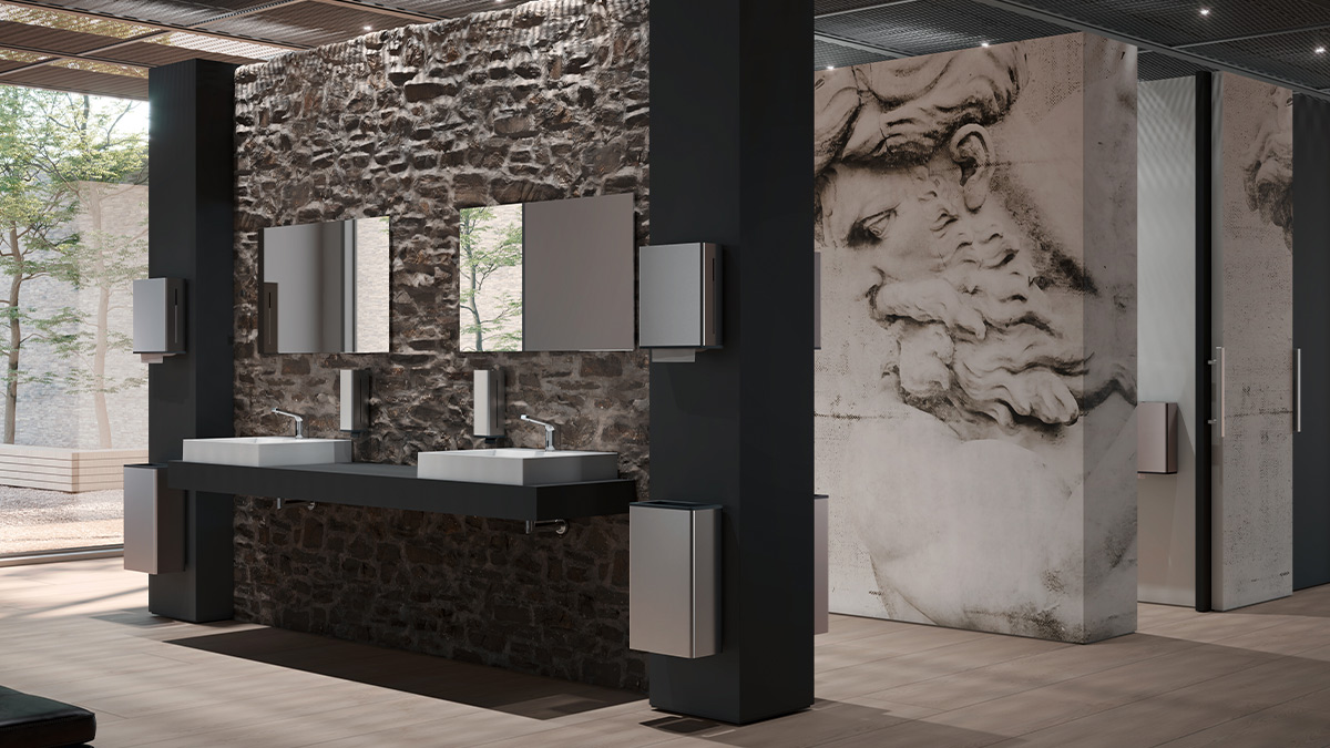 Toilettes lieu public aménagées PMR Handicap Senior