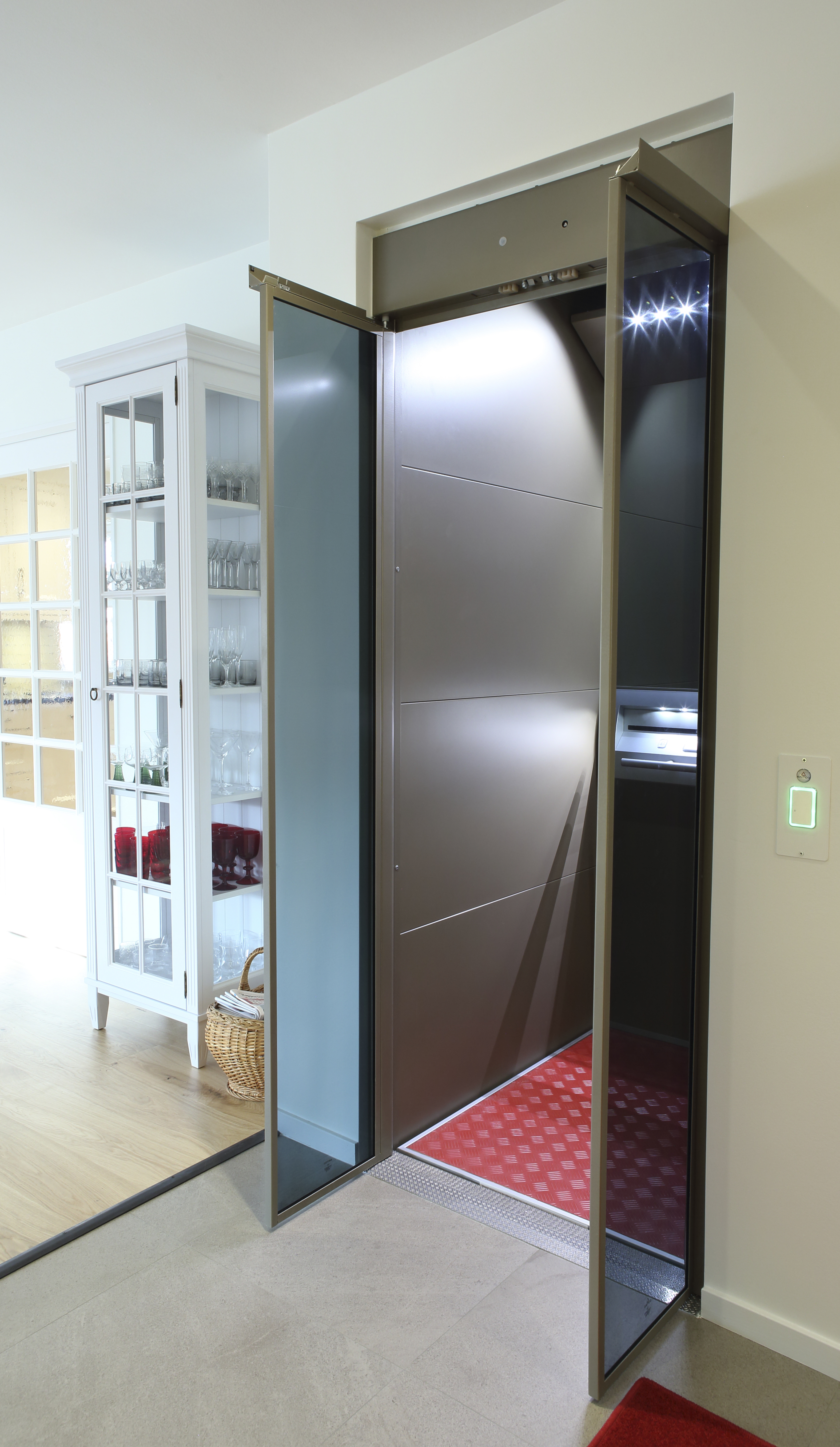 Habile ; Aménagement logement ; réhabilitation habitat ; adaptation maison ; adaptation salle de bain ; salle de bain pmr ; salle de bain handicapé ; salle de bain senior ; monte escalier ; ascenseur ; équipement salle de bain pmr ; equipement maison senior ; sécurité maison senior ; salle de bain pour invalide