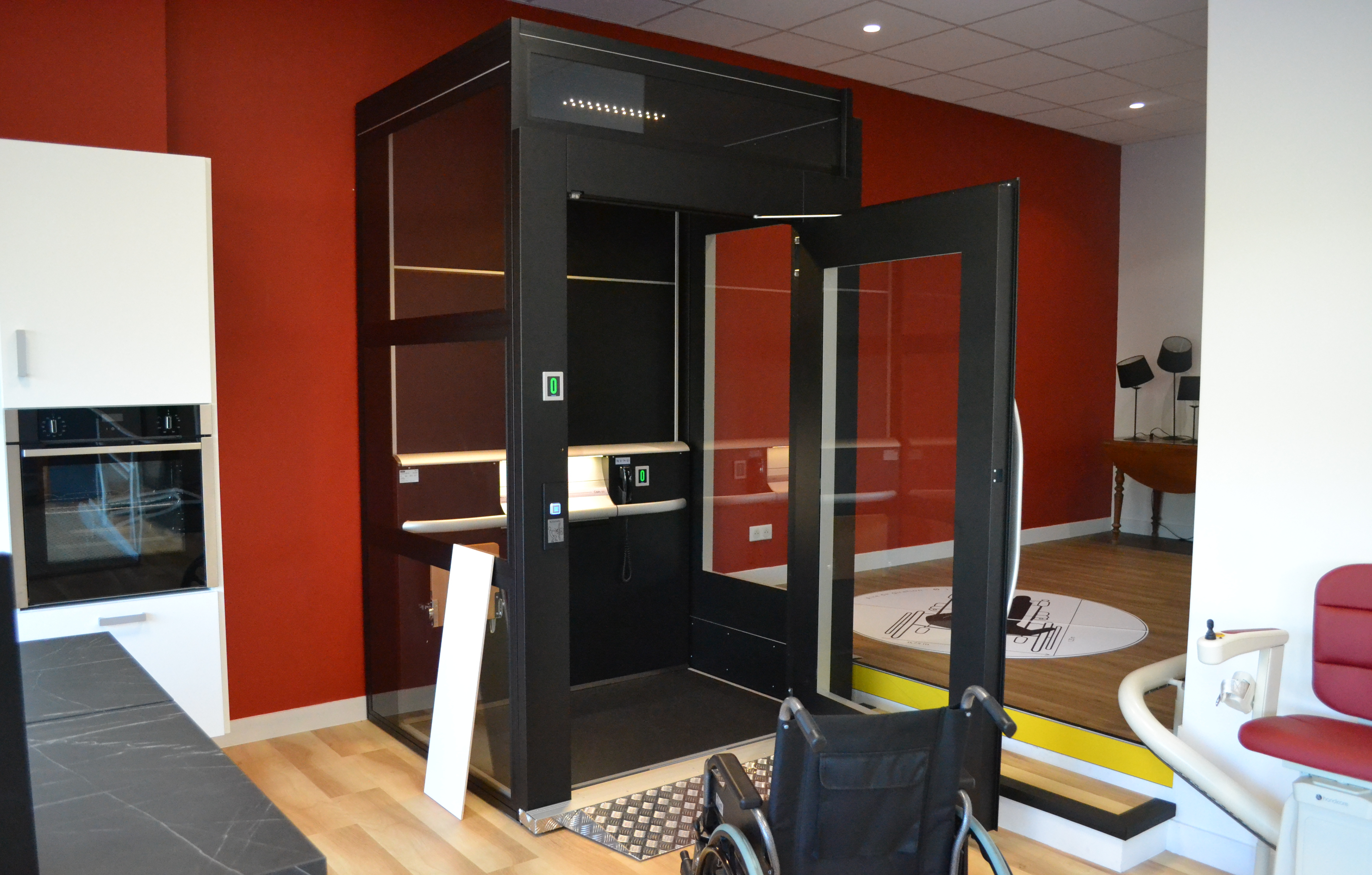 Adaptation Diagnostic Accesibilité Aménagement Habile Fauteuil Roulant Élévateur