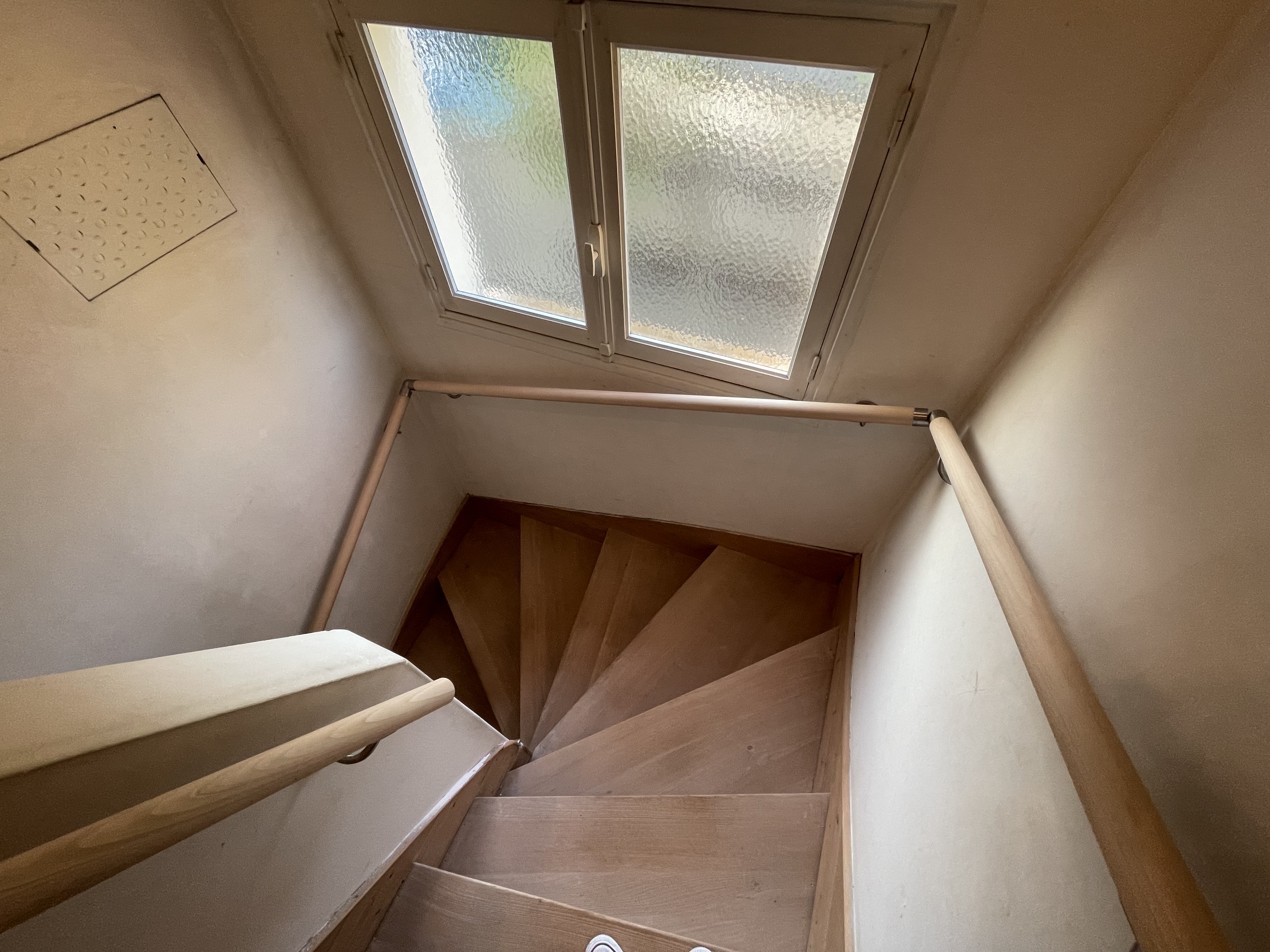 Adaptation Diagnostic Accesibilité Aménagement Habile Escalier Barre Maintien Domicile Sénior