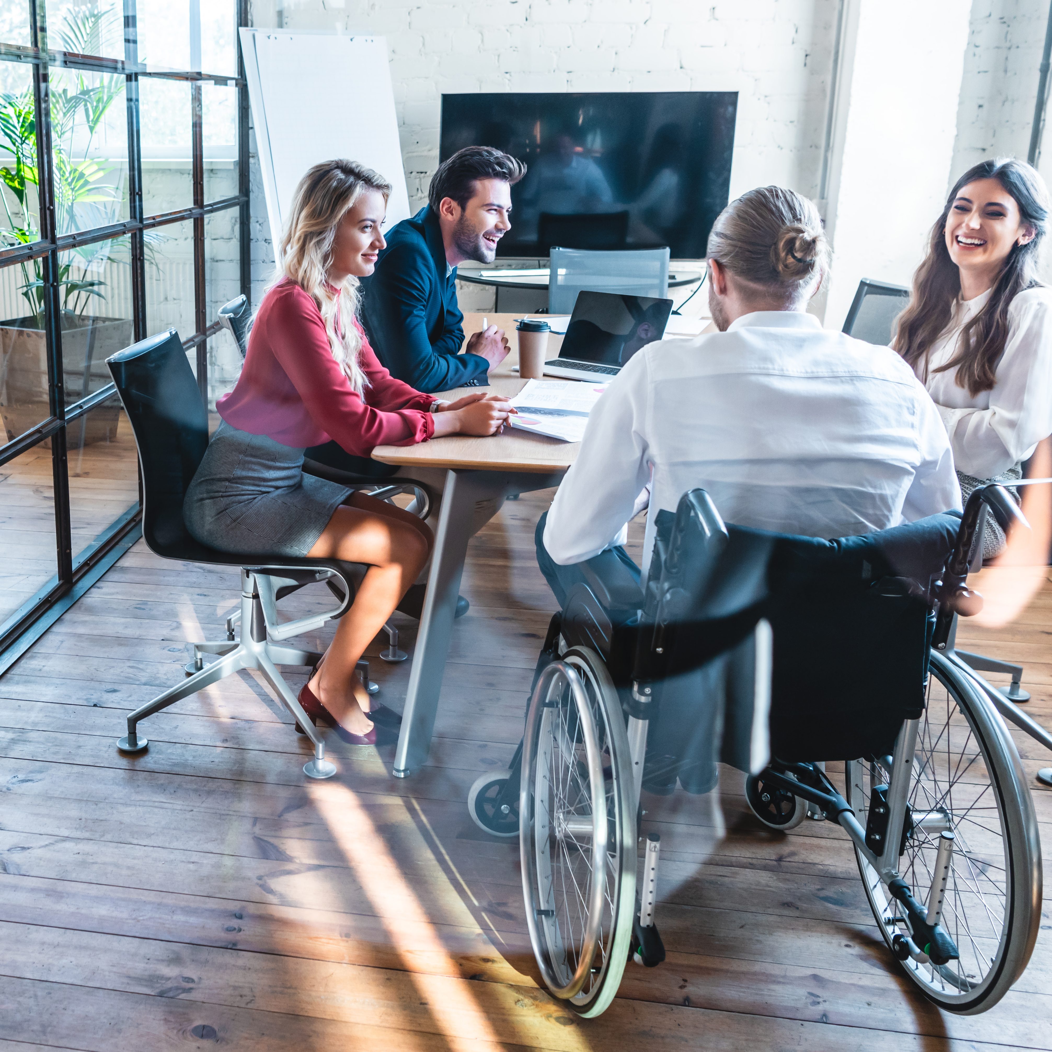 Adaptation Diagnostic Accesibilité Aménagement Habile Maintien ERP handicap Fauteuil Travail Réunion Accès