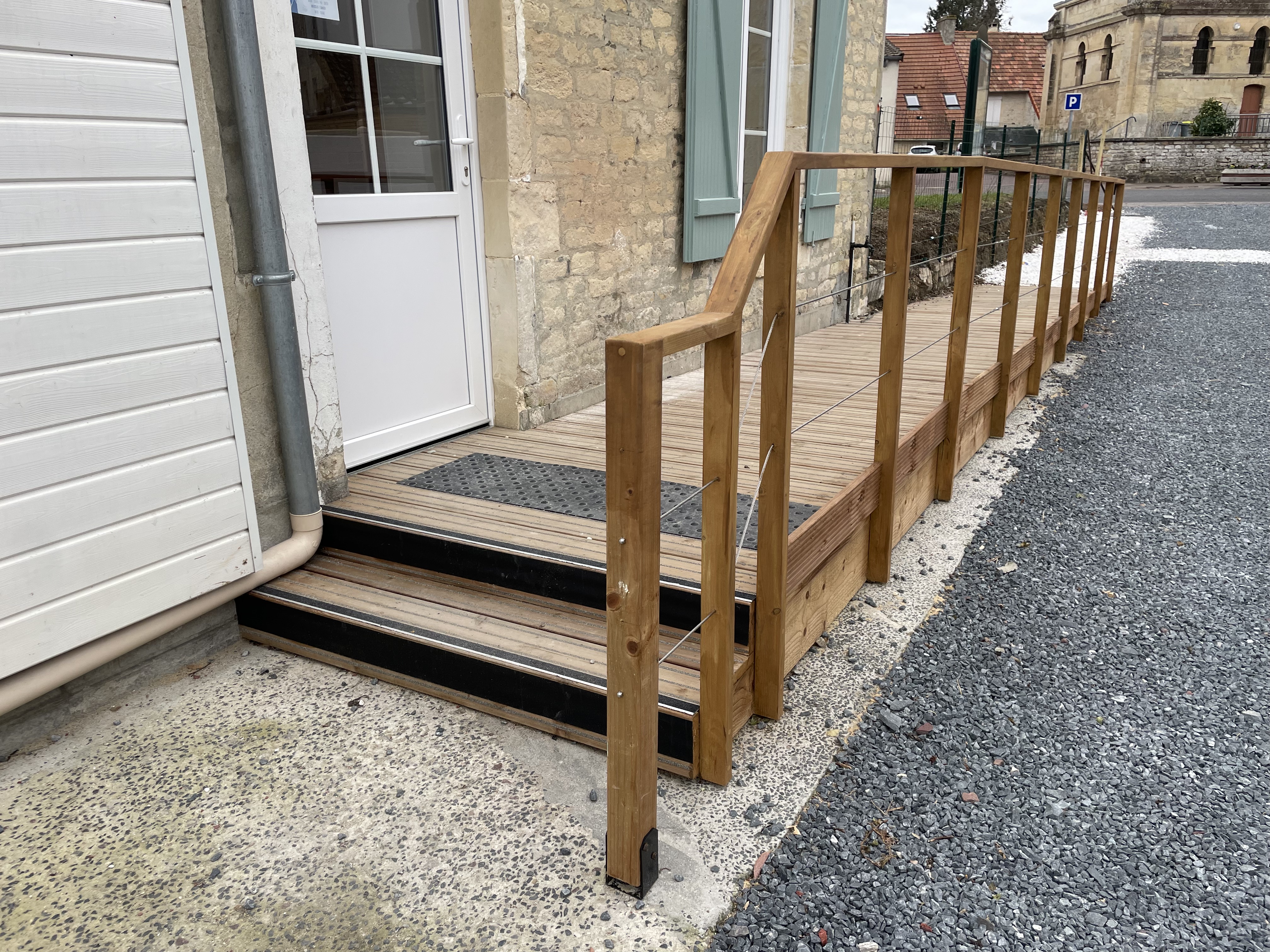 Rampe d'accès ERP PMR